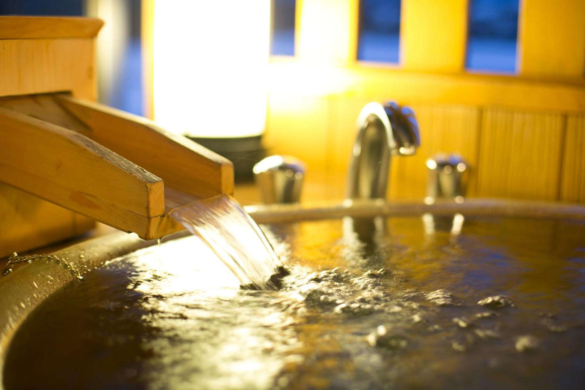 Hotel Kintarou Onsen à Uozu Extérieur photo