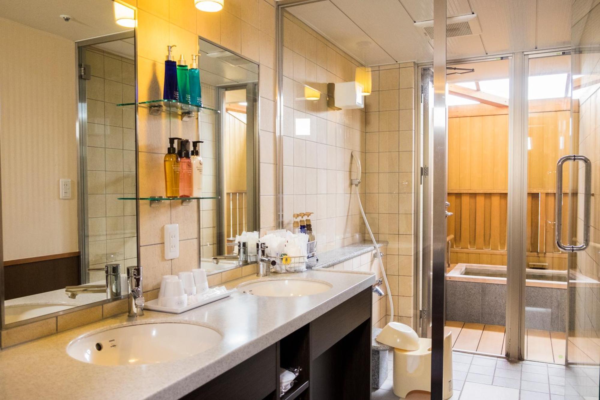 Hotel Kintarou Onsen à Uozu Extérieur photo