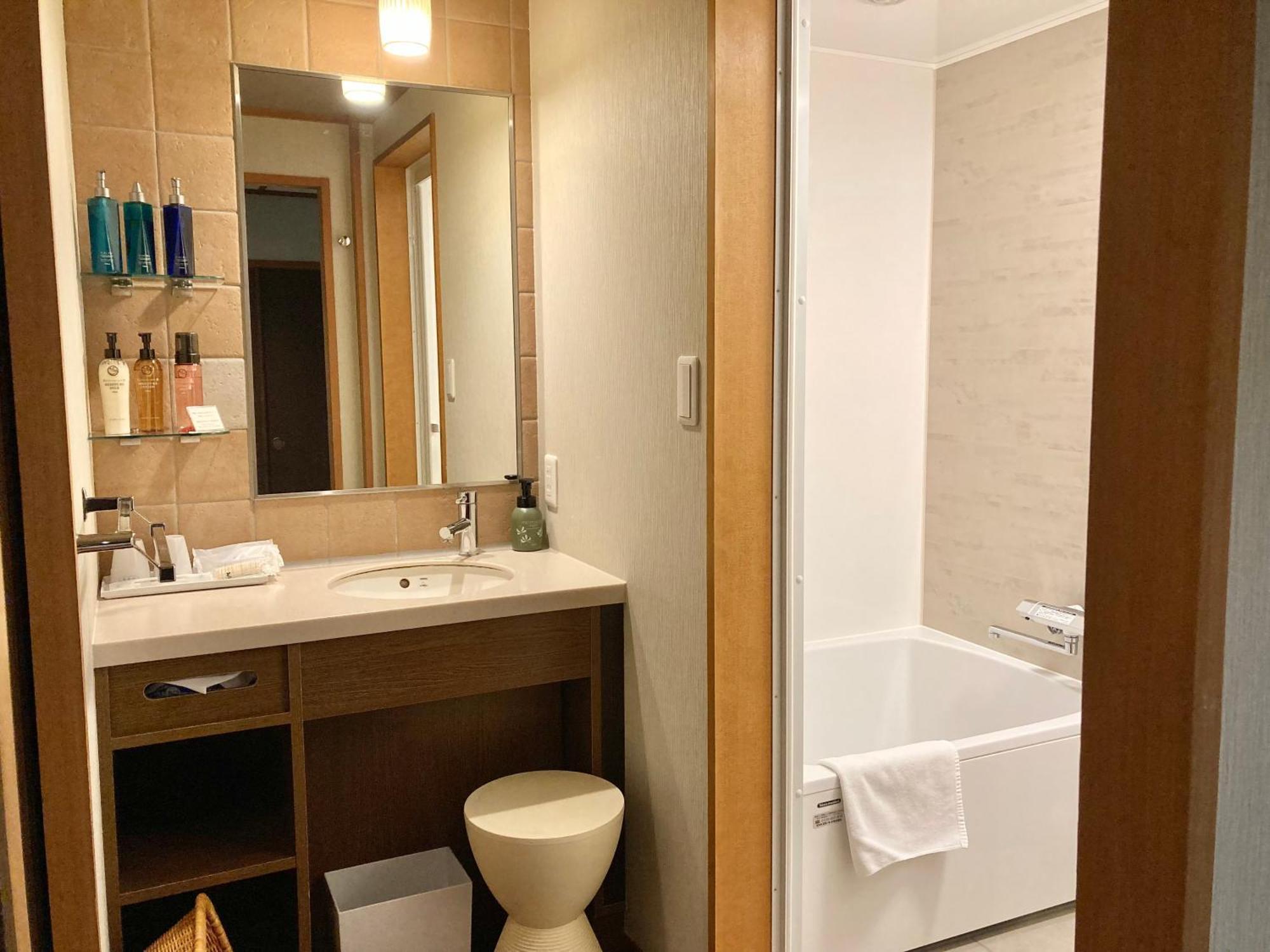 Hotel Kintarou Onsen à Uozu Extérieur photo
