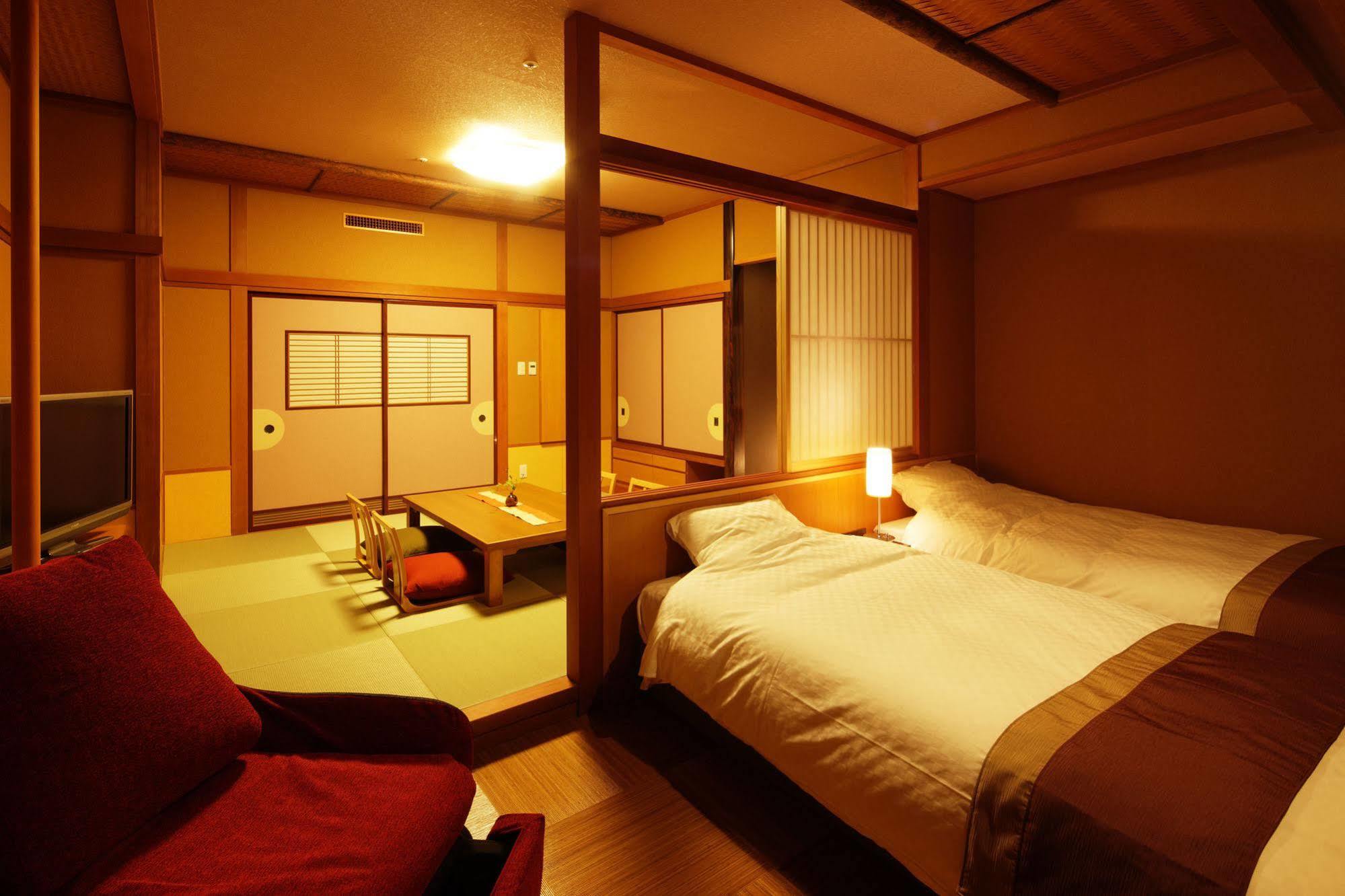 Hotel Kintarou Onsen à Uozu Extérieur photo